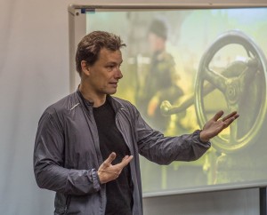 Олег Харитонов в школе-16